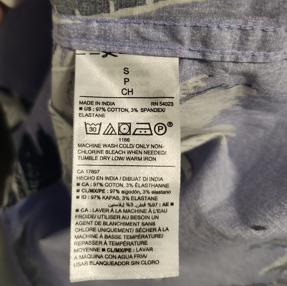 Men's Short Sleeve Button Front Summer Shirt Size S Old Navy - Picture 5 of 5